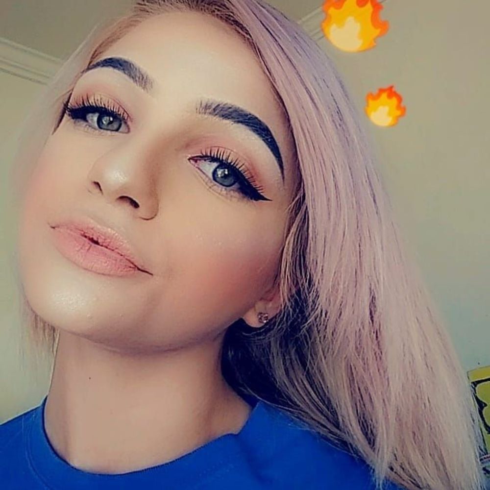 Meet your Posher, Kayla